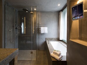Bathroom - Townhouse Weisses Kreuz (Salzburg)