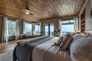 3 bedrooms, iron/ironing board