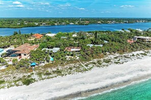 Private beach, sun loungers, beach towels - Private Island Living on Manasota Key! Rare Direct Beachfront Home! (Englewood)