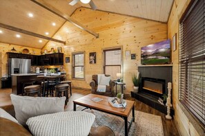 Fernseher, Kamin, Arbeitsbereiche
