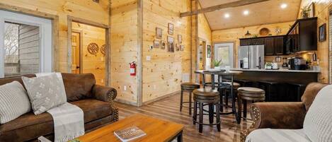 Fernseher, Kamin, Arbeitsbereiche