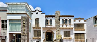 Dakani Hotel Boutique