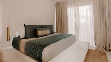 Quarto premium | Roupas de cama premium, ferros/tábuas de passar roupa, Wi-Fi de cortesia