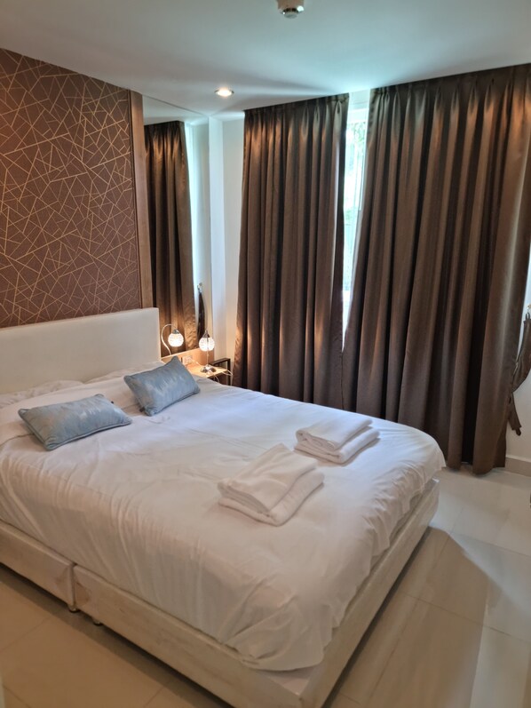 1 室のベッドルーム、WiFi、ベッドシーツ