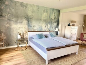 2 chambres, bureau, fer et planche à repasser, Wi-Fi gratuit