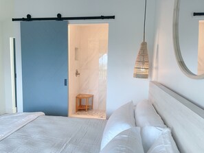 3 dormitorios, escritorio, wifi gratis y ropa de cama