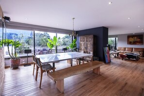 Interior - Spacious, comfortable and different apartment in the north of Bogotá (Bogotá)