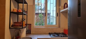 Private kitchen - Sought after early 20th century apartment at 1 Crisanzio Street (Bari)