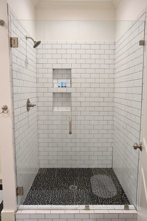 Bathtub