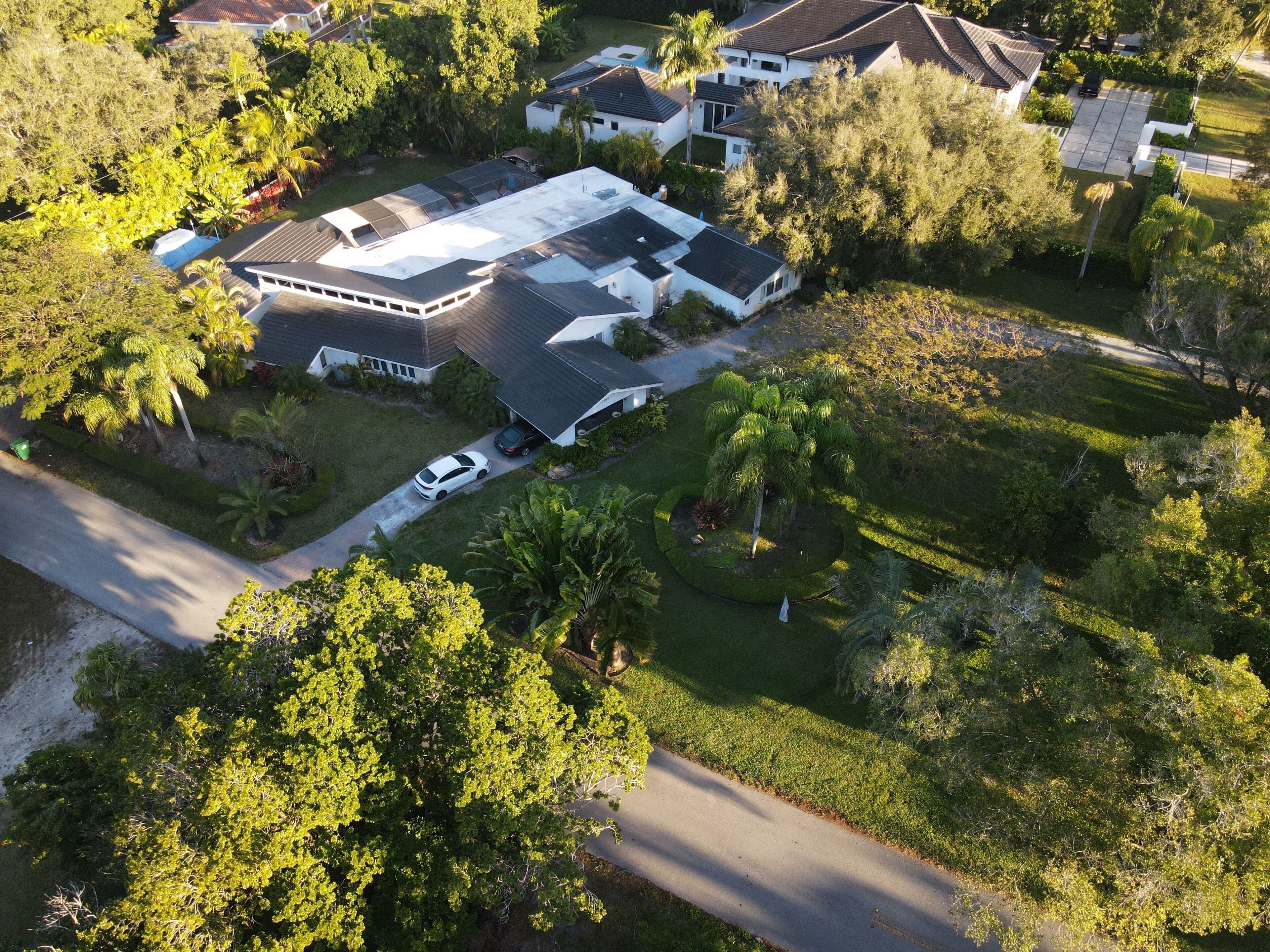 Luxury Estate In Historic Old Cutler Rd