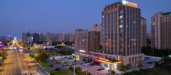 Vienna Hotel (Rugao Wuyue Plaza)