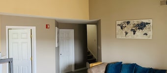 Luxury Condo Penthouse in Owing mills/Pikesville