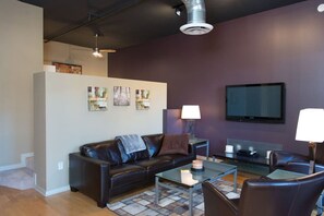 TV - 7301 E. 3rd Avenue / UNIT #208 (Scottsdale)