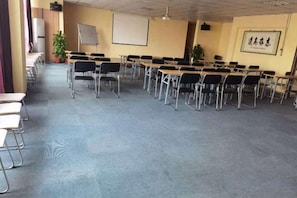สถานที่จัดงานประชุม