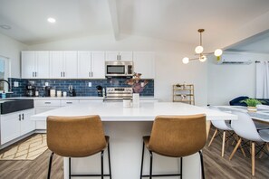 Microwave, oven, stovetop, dishwasher