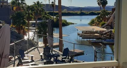 NEW! Water Front River House With Private Dock.