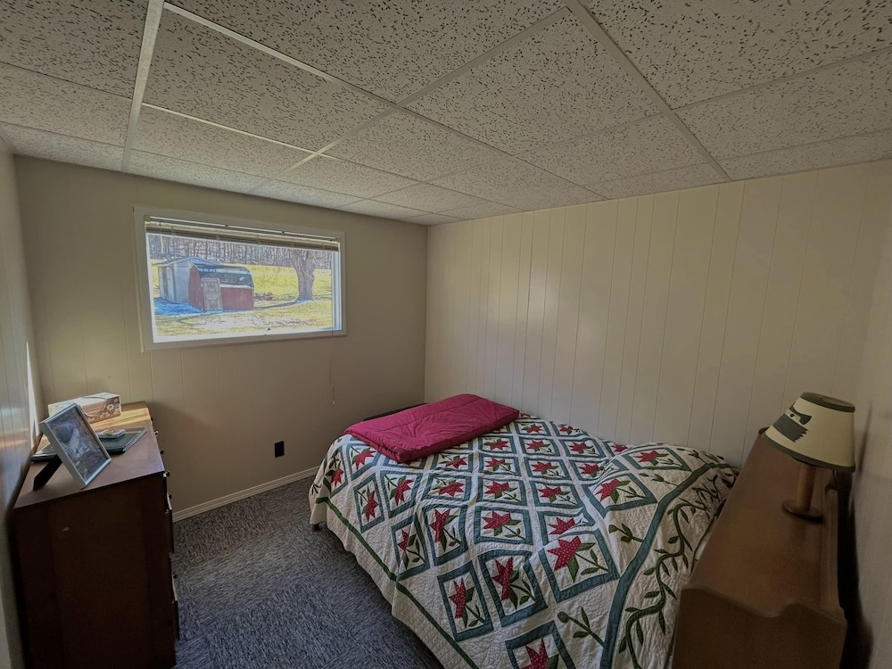 Rushford Lake Waterfront Lake House with Private DockNewly Remodeled