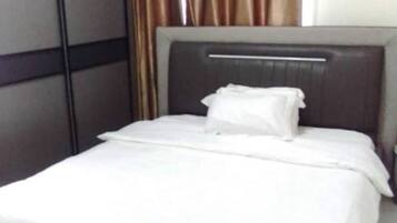 2 室のベッドルーム、WiFi、ベッドシーツ