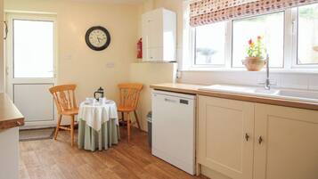 Dishwasher, highchair