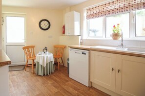 Dishwasher, highchair