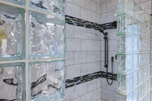 Shower, hair dryer, towels, soap - Outdoor Living at Its Finest - Group Spa, Fire Gathering, Star Dining (Jonestown)