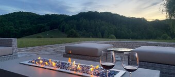 Northwestern North Carolina wine country in the Appalachian foothills