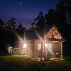 Exterior - Castaway Tiny Home in Bon Secour near Bon Secour River, 8 miles to sportsplex (Bon Secour)