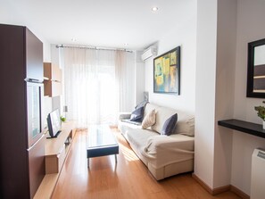 TV - Armilla Apartament by A3Rentals (Armilla)