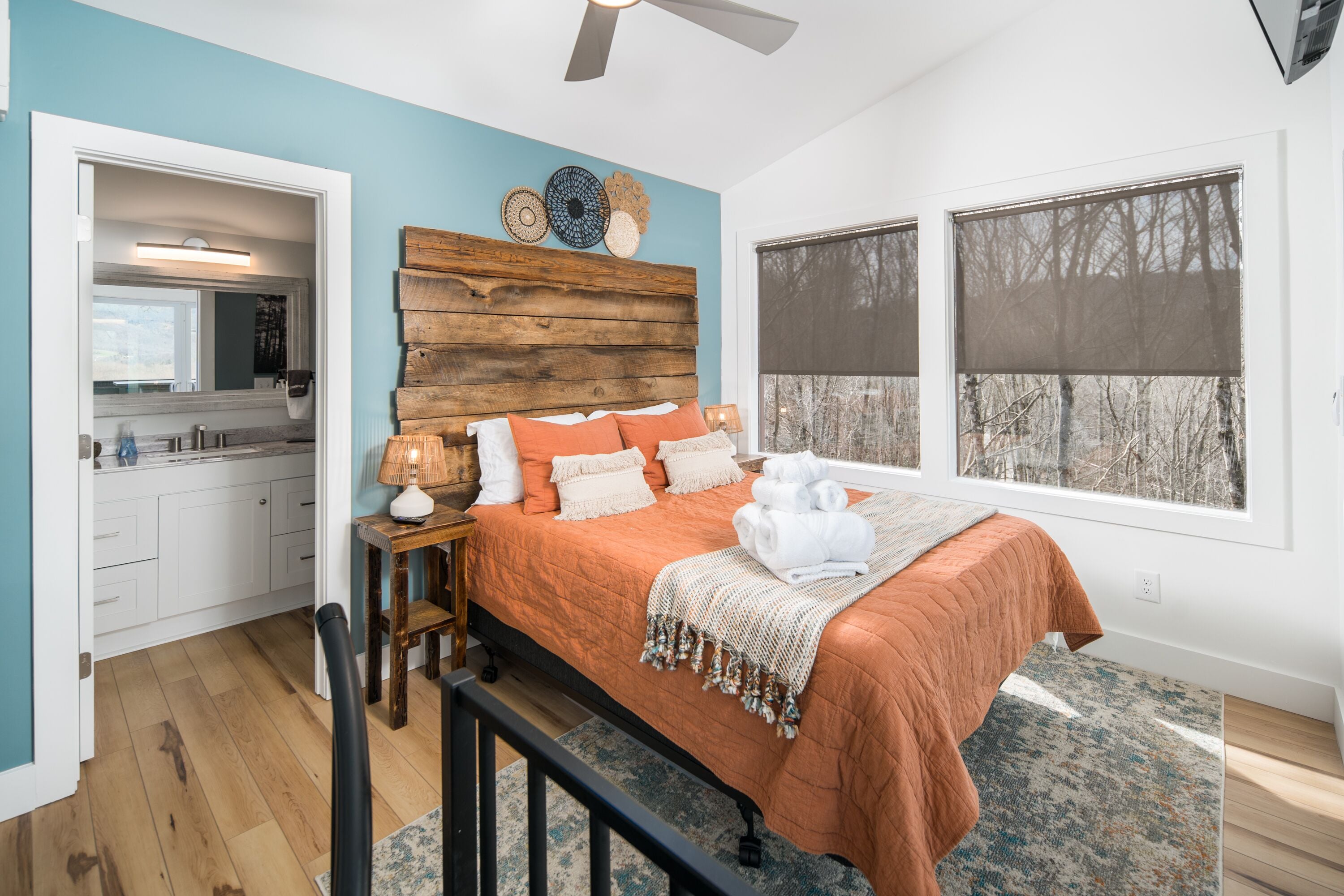 2 chambres, bureau, fer et planche à repasser, Wi-Fi gratuit