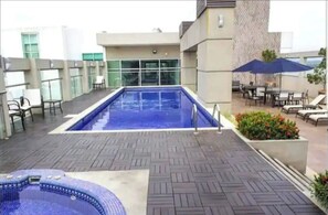 Piscina all'aperto