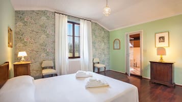 3 chambres, fer et planche Ă  repasser, Wi-Fi gratuit, draps fournis