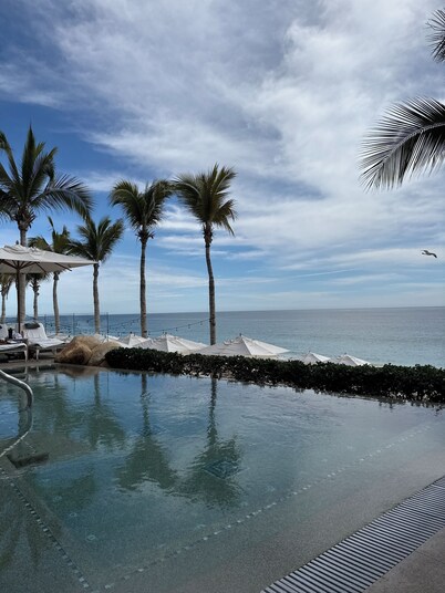 5 Diamond Phenomenal Resort, Celebrate New Year’s Week in Style! 1 BDR sleeps 4