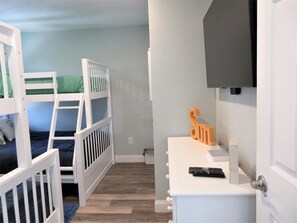 2 chambres, fer et planche à repasser, Wi-Fi gratuit
