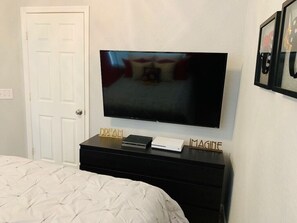 3 Schlafzimmer, Bügeleisen/Bügelbrett, Reisekinderbett, Internetzugang