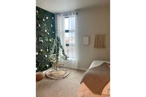 Room - Jack London square stylish luxury 1BD apartment (Oakland)