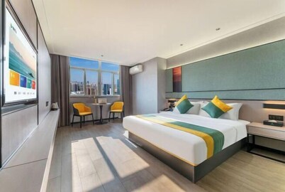 Elegant Stay Hotel (Shantou Jinhul Road Store)