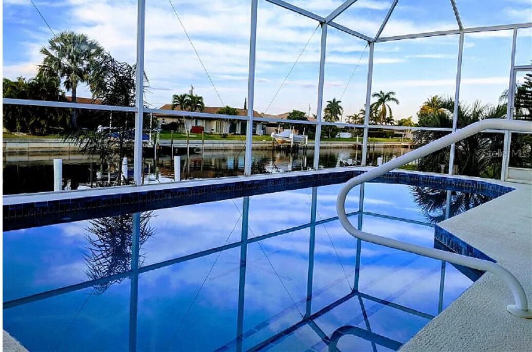 حمّام سباحة خارجي