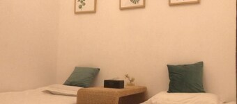 Mr. Peng Inn