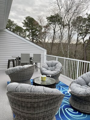 屋外ダイニングエリア