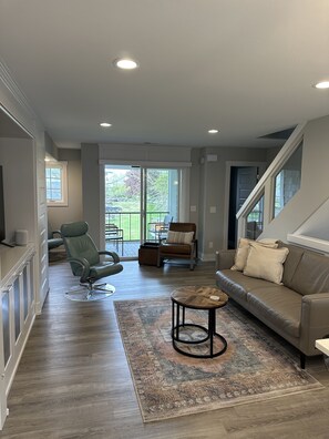 تلفزيون ذكي، كُتُب