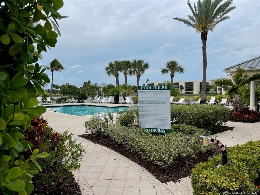 Hutchinson Island Apartment
