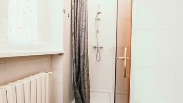 Dusche, Haartrockner