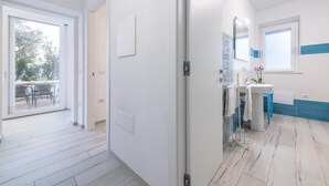 Interior - CASA ALTAMARERA: sea view  (Cala Gonone)