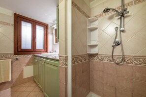Bidet, asciugamani