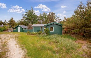 Exterior - Beautiful home in Thisted with WiFi (Thisted)