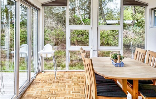 Beautiful home in Thisted with WiFi