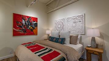 1 bedroom, desk, iron/ironing board, free WiFi