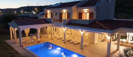 Alberca al aire libre