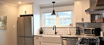 Spacious 2 BR Near Buffalo/Niagara Falls