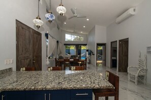 Interior - 3 bdrs, close to beach & Marino Ballena National Park! (Puntarenas Province)